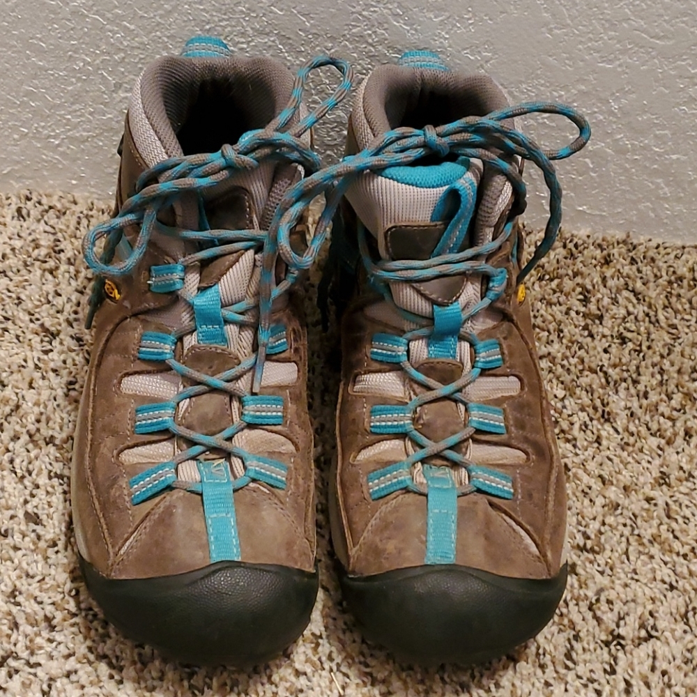 Keen hiking boots